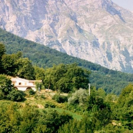 ホテルAgriturismo Lu Formaggio Castelli エクステリア 写真